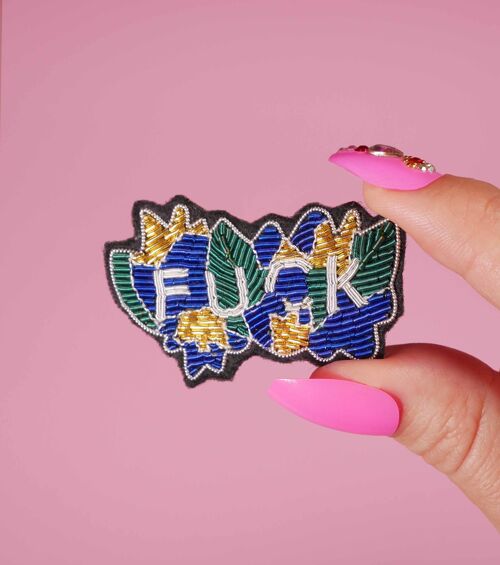 Broche Fuck - fait main broderie cannetille