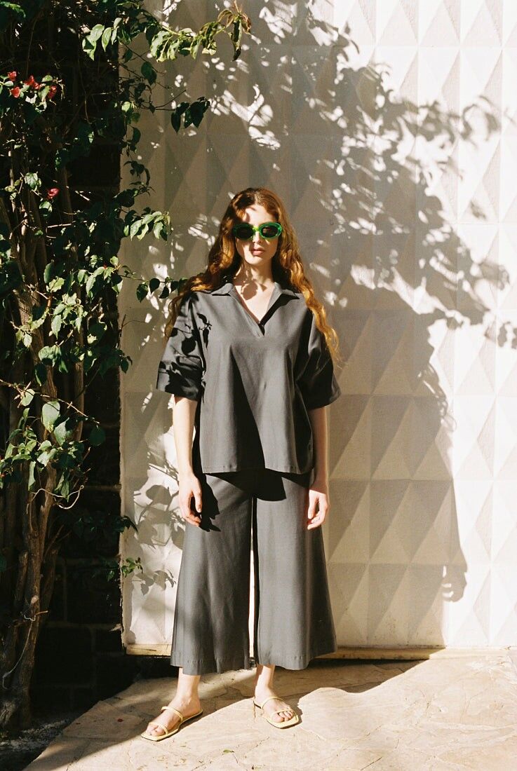 PALAZZO NOMURA PUNTO COLOR GRIS