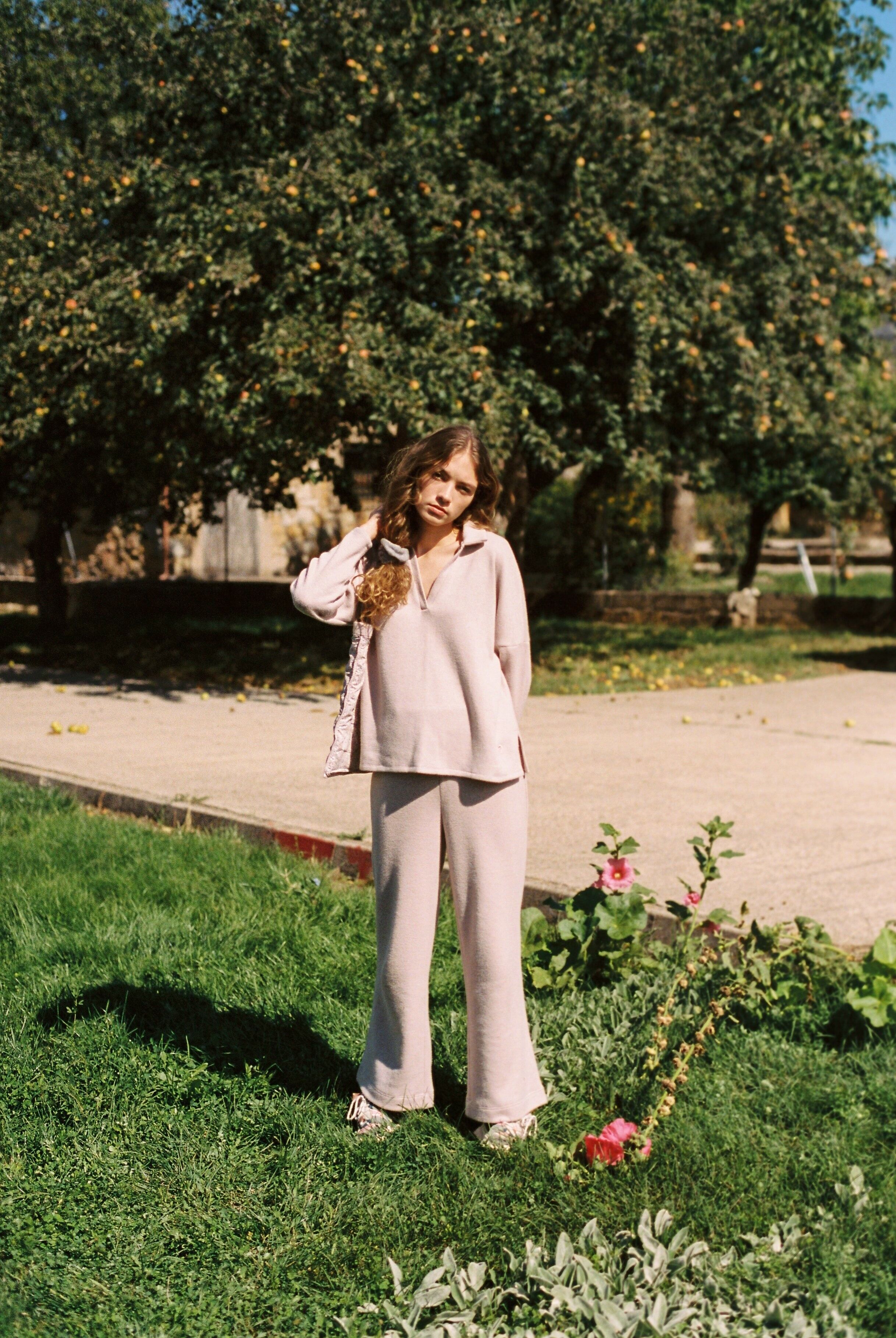 Pantalón de punto lanoso color rosa NOMURA