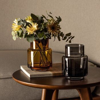 Vase au design moderne de taille moyenne de style rétro, couleur ambre, TYLER07AM 6