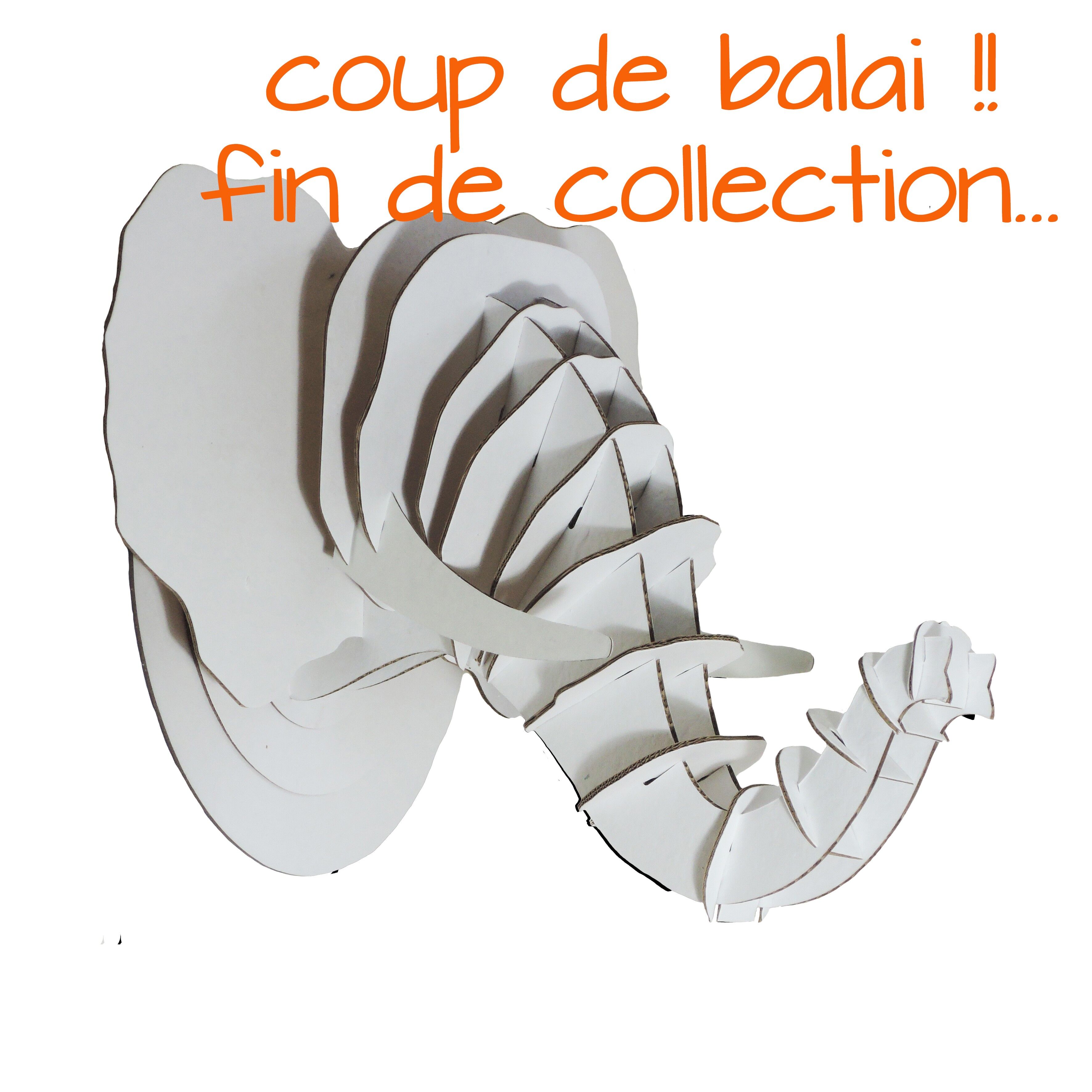 Trofeo animale di cartone 3D testa di elefante bianco