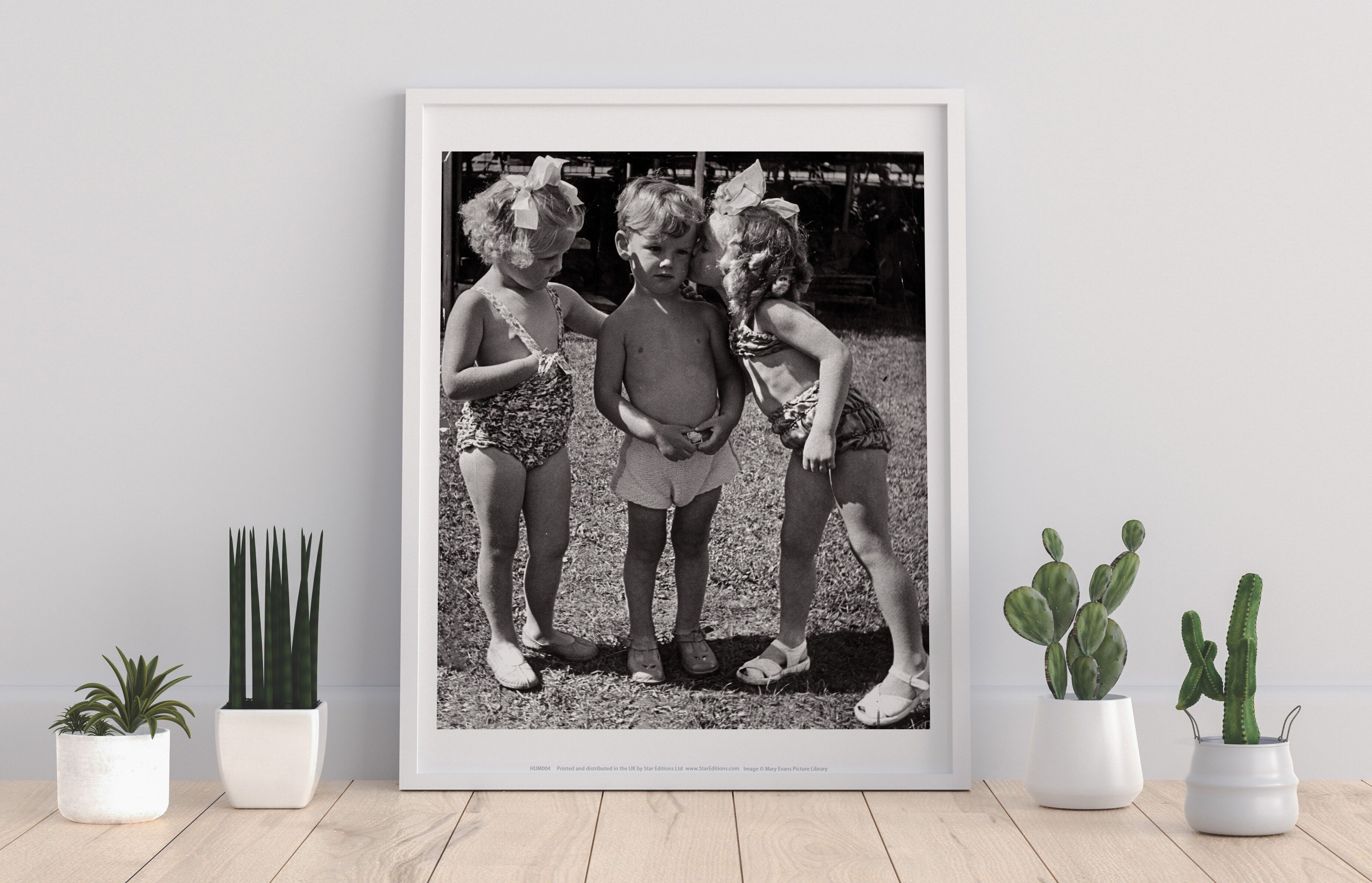 Trois enfants effrontés - 11X14" Premium Art Print
