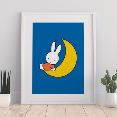 Miffy – mit Mond – 11 x 14 Zoll Premium-Kunstdruck
