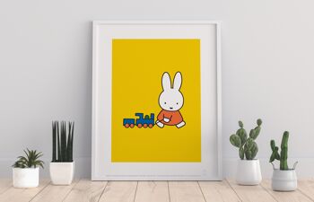 Miffy - Tirer un train - 11X14" Premium Art Print 1