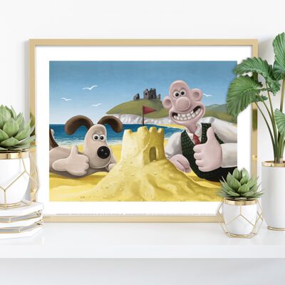 Wallace et Gromit faisant des châteaux de sable et le bord de mer. Plage, Paysage, Oiseaux - 11X14" Premium Art Print