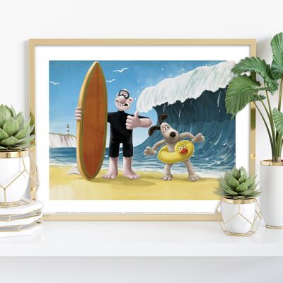 Surft auf. Wallace und Gromit sind bereit, ein paar Wellen zu fangen. Rubber Dingy, Surfbrett – 11 x 14 Zoll Premium-Kunstdruck