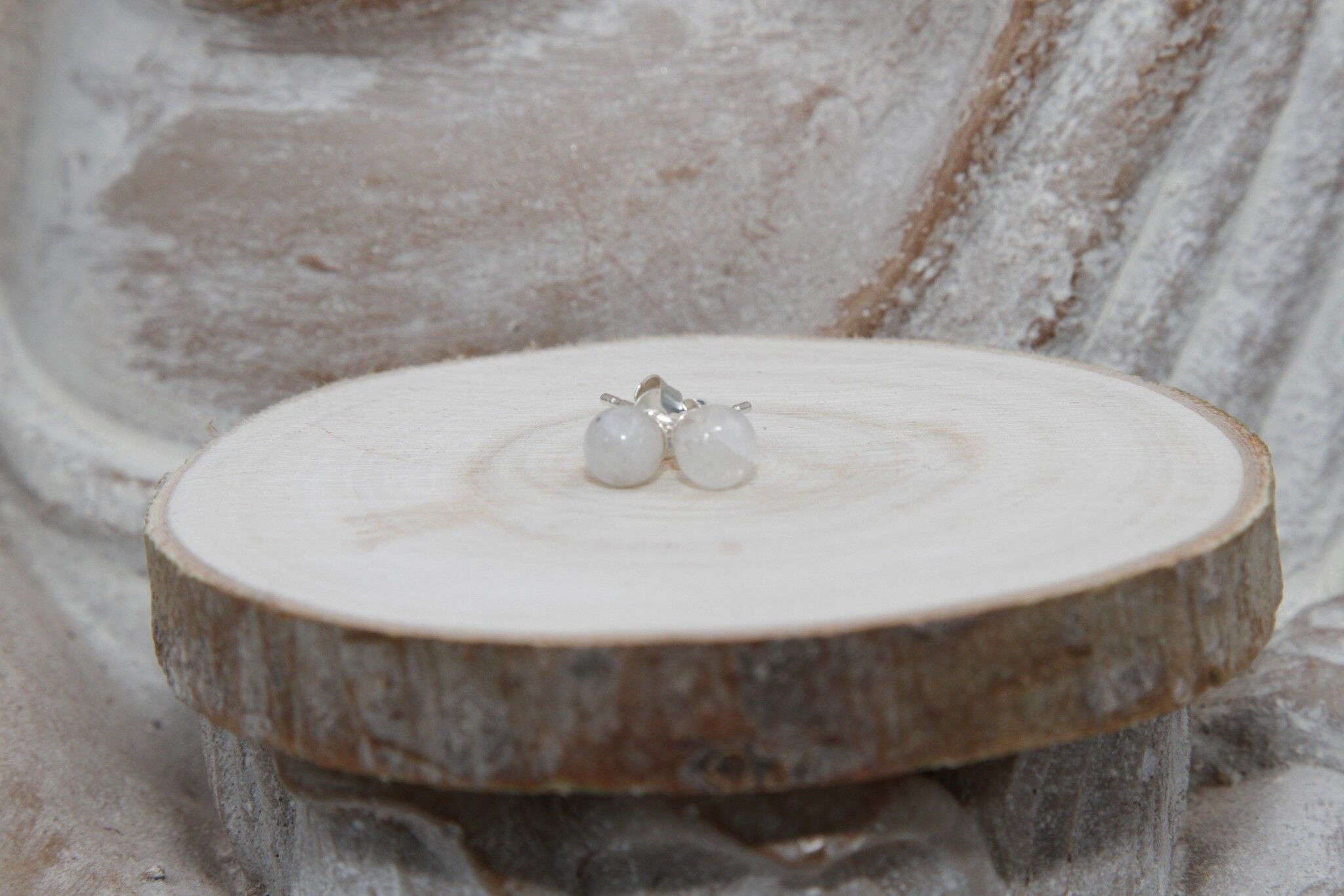 Orecchini a sfera in pietra di luna da 6 mm