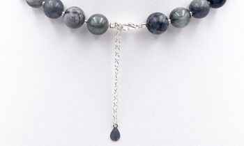 Collier Grey 3