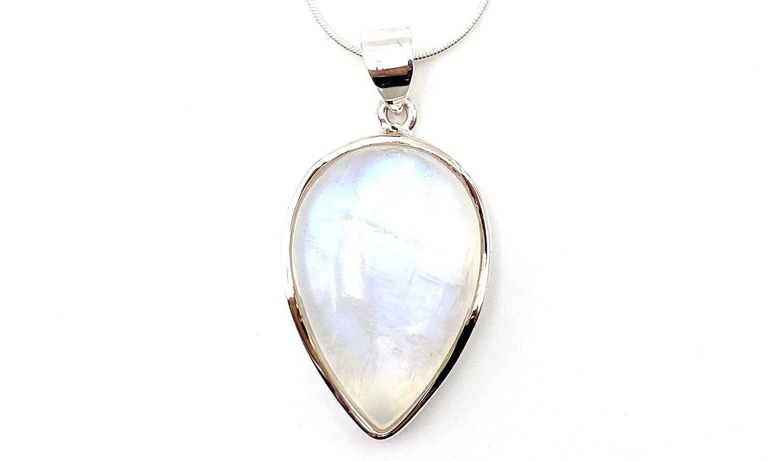 Pendentif Péristérite flèche Dimension H 3,4 cm x l 2,2 cm