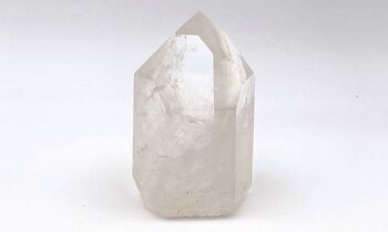 Grande Pointe Cristal de Roche  Pointe cristal de roche C (H7,5xL6cm) - poids 280 gr 1
