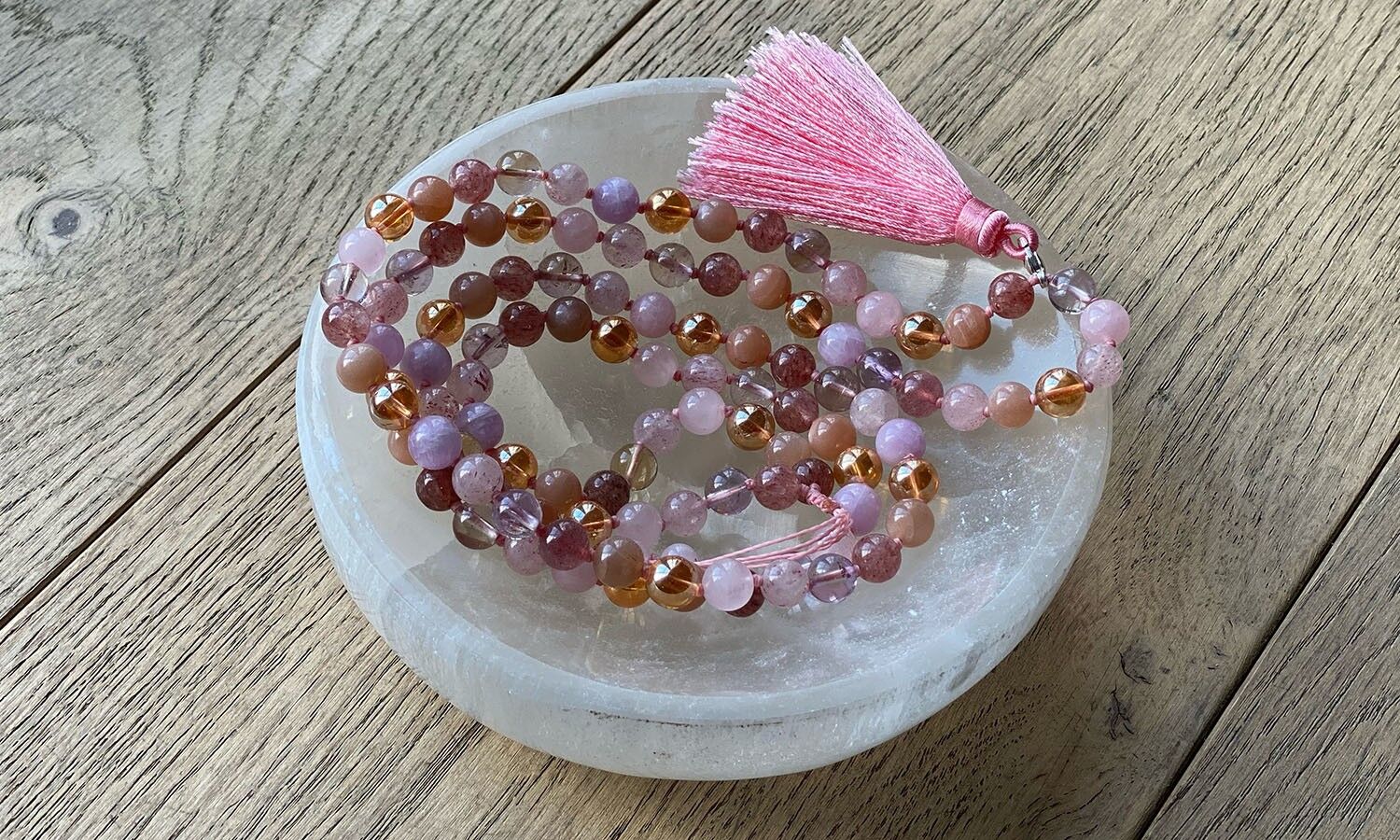 Bowl of selenite Bowl of selenite 14 cm