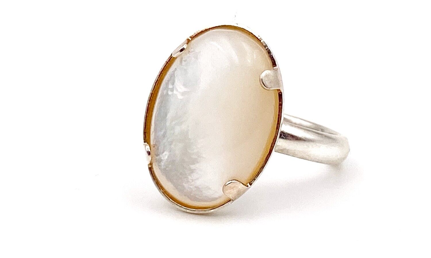 NACRE ring 18x13mm