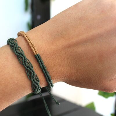 ensemble de bracelets en pin