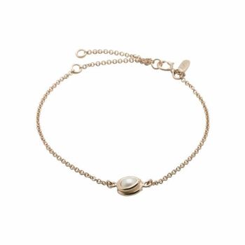 Bracelet élégant en or rose avec perle blanche