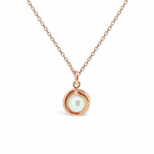 White Pearl Rose Gold Delicate Necklace