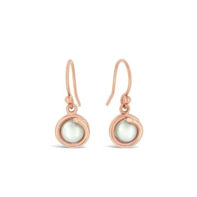 Pendants d'oreilles intemporels en or rose avec perle blanche