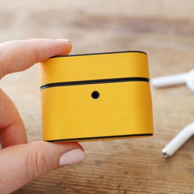 Estuche para AirPods PRO de cuero vegano mostaza