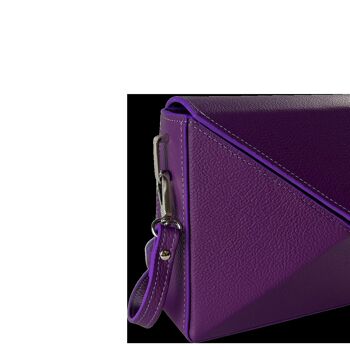 noshi en cuir violet 5