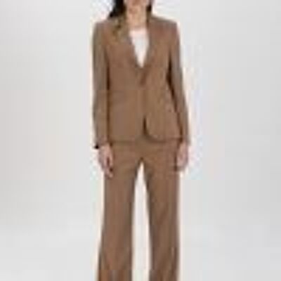 Suit with single-breasted blazer and classic camel cut trousers