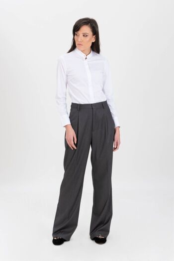 Pantalon palazzo gris à plis 8