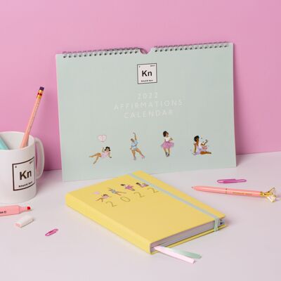 Agenda, calendrier et stylo assortis 2022 Affirmations - Jaune doux