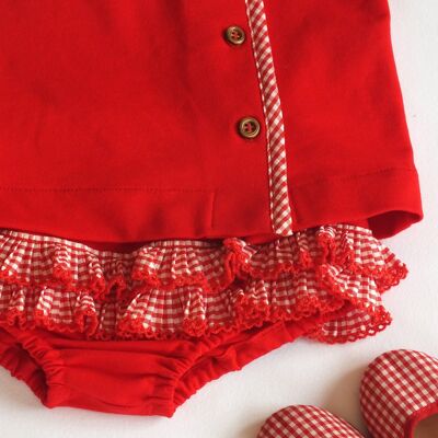 ANTERA: Red jogging set with gingham ruffles.