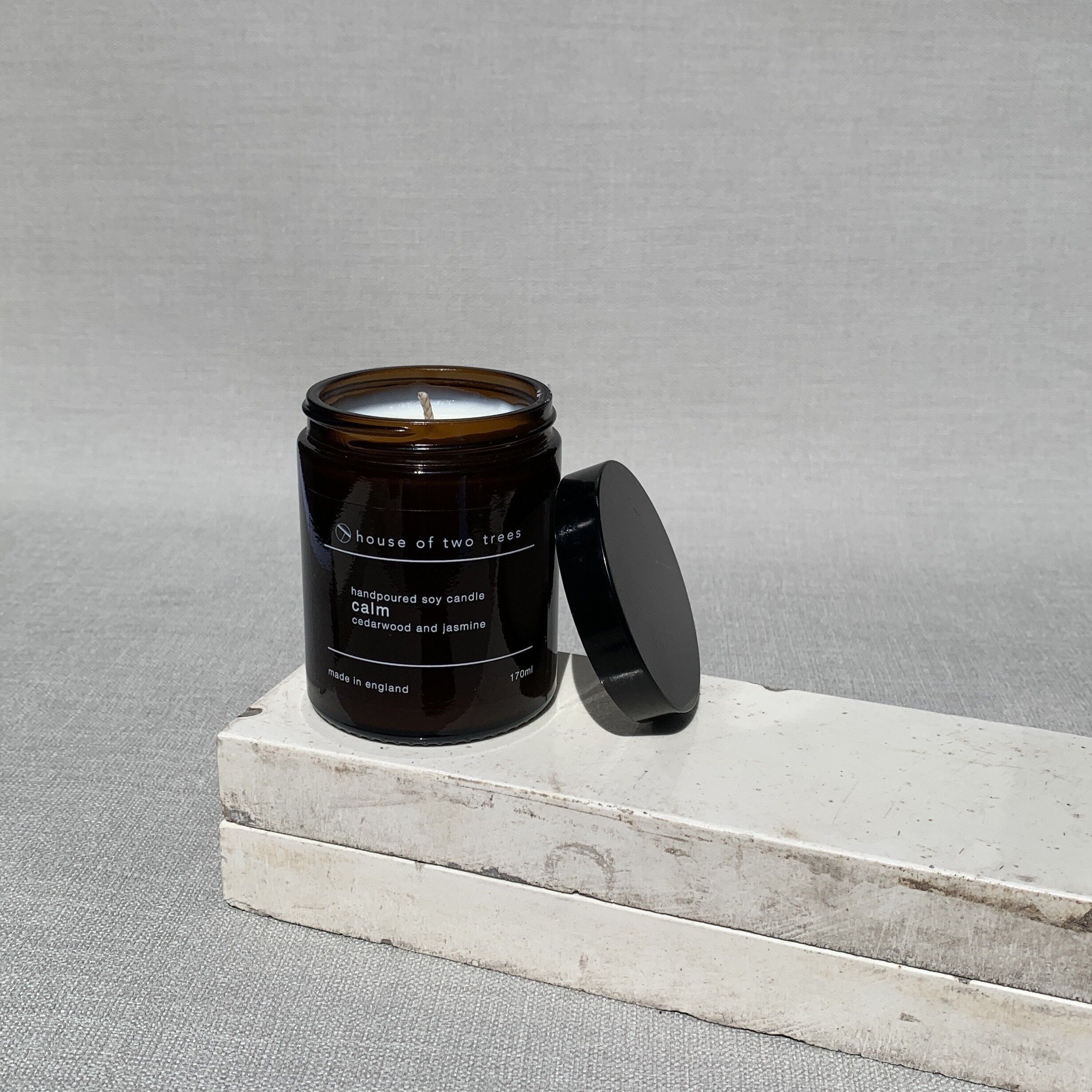 CALM | CEDARWOOD AND JASMINE - Soy Candle - 170ml