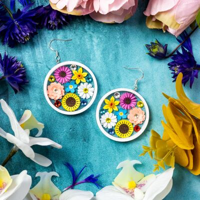 Boucles d'oreilles florales tendance