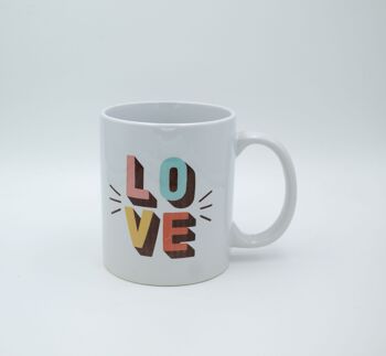 Tasse en céramique d'amour 1