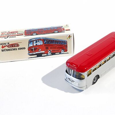 Autobus rosso argento