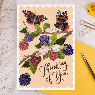 En nuestros pensamientos mariposa Tarjetas de felicitación