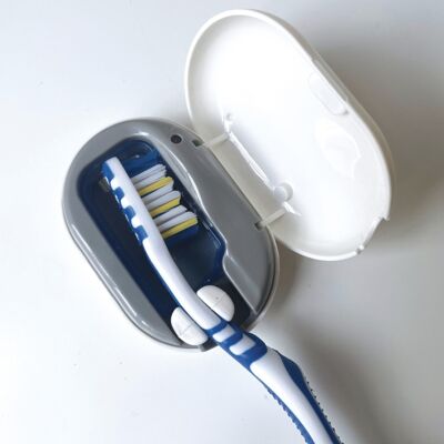 UV TOOTHBRUSH STERILIZER