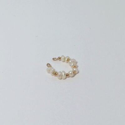 False piercing Romy cultured pearls