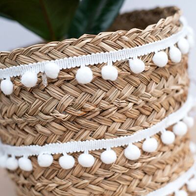 White Pom Pom Basket (g8nm85)