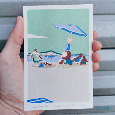 Risographie Fragments d'Italie - postcard The family, the beach and some bags