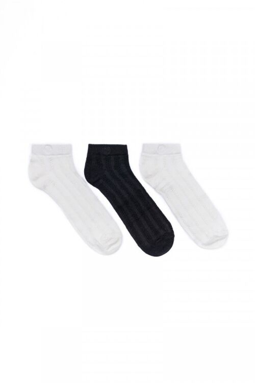 Modal Cable-Knit Ankle Socks - 2 White & 1 Black