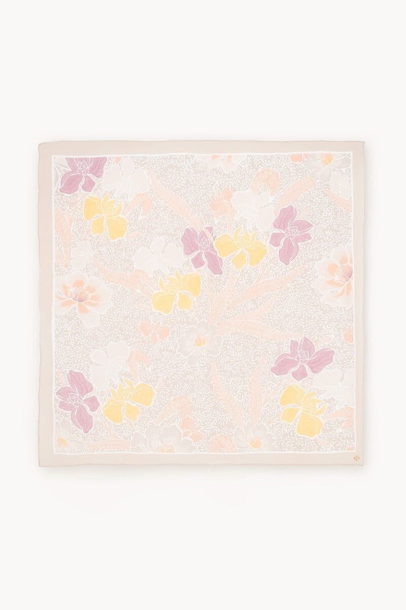 R.A Kartini - Le Grand Sciarpa