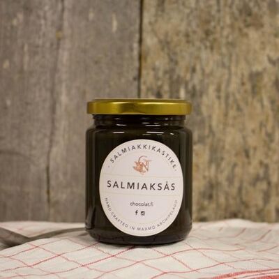 Luxurious Salmiak-Licorice sauce