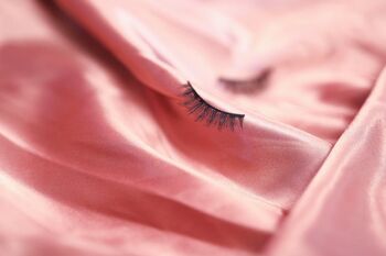 Kit de luxe Lovely Lashes avec eye-liner transparent - Dolly 9