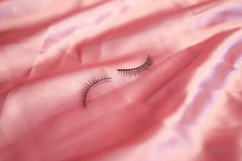 Kit de luxe Lovely Lashes avec eye-liner transparent - Marilyn 4