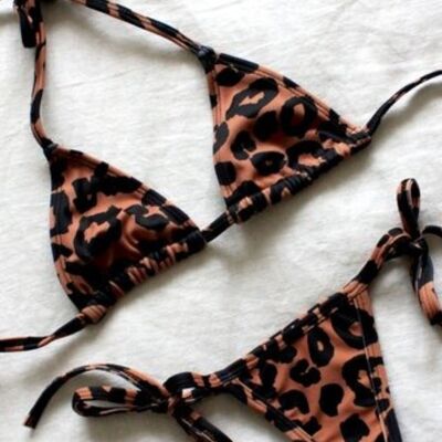THE BARELY THERE THONG - LEOPARD