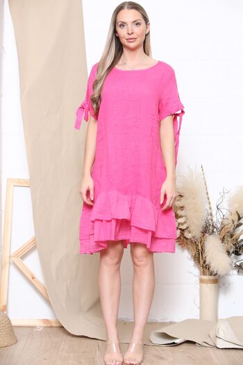 Robe fuchsia à volants et manches nouées 3