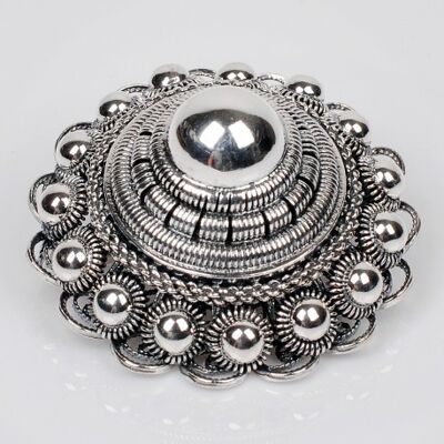 Luxury Silver Brooch/Pendant with Zeeland Button 43mm