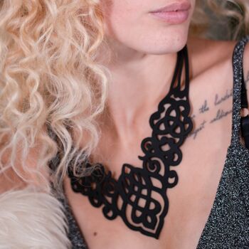 Collier Arabesque 2