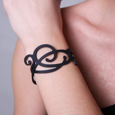 Curve Bracelet