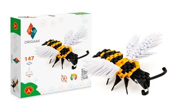 Créez votre propre kit d’abeille en origami 3D 3