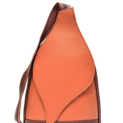 SS22 RC 2205_COGNAC_Mochila