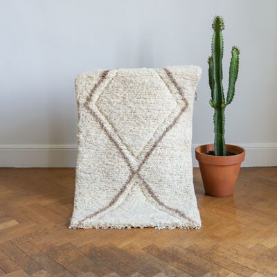 Beni Ouarain Berber Rug - 63x105cm