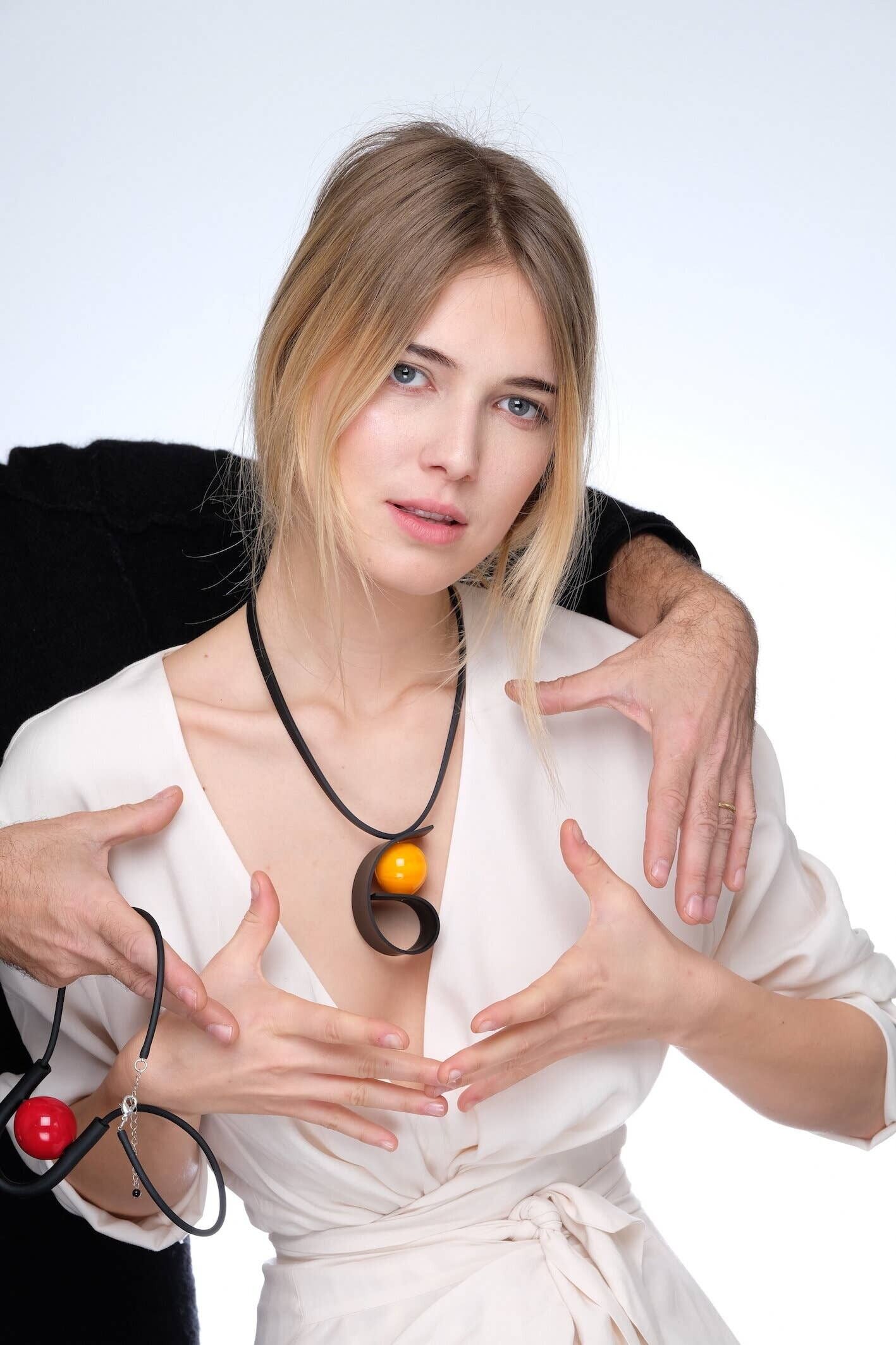 Samuel Coral Denker Halskette