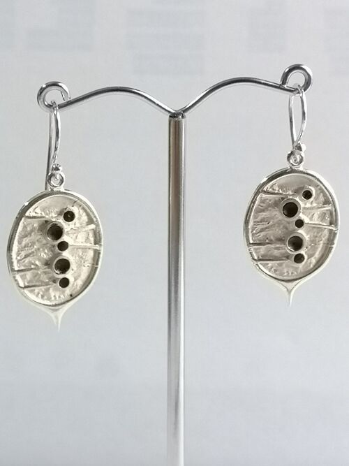 Honesty drops hand made from Silver with black oxidized seeds